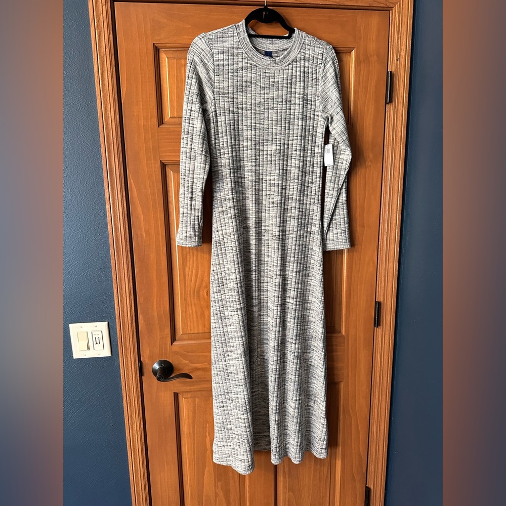Old Navy Heathered Gray Long Sleeve Dress